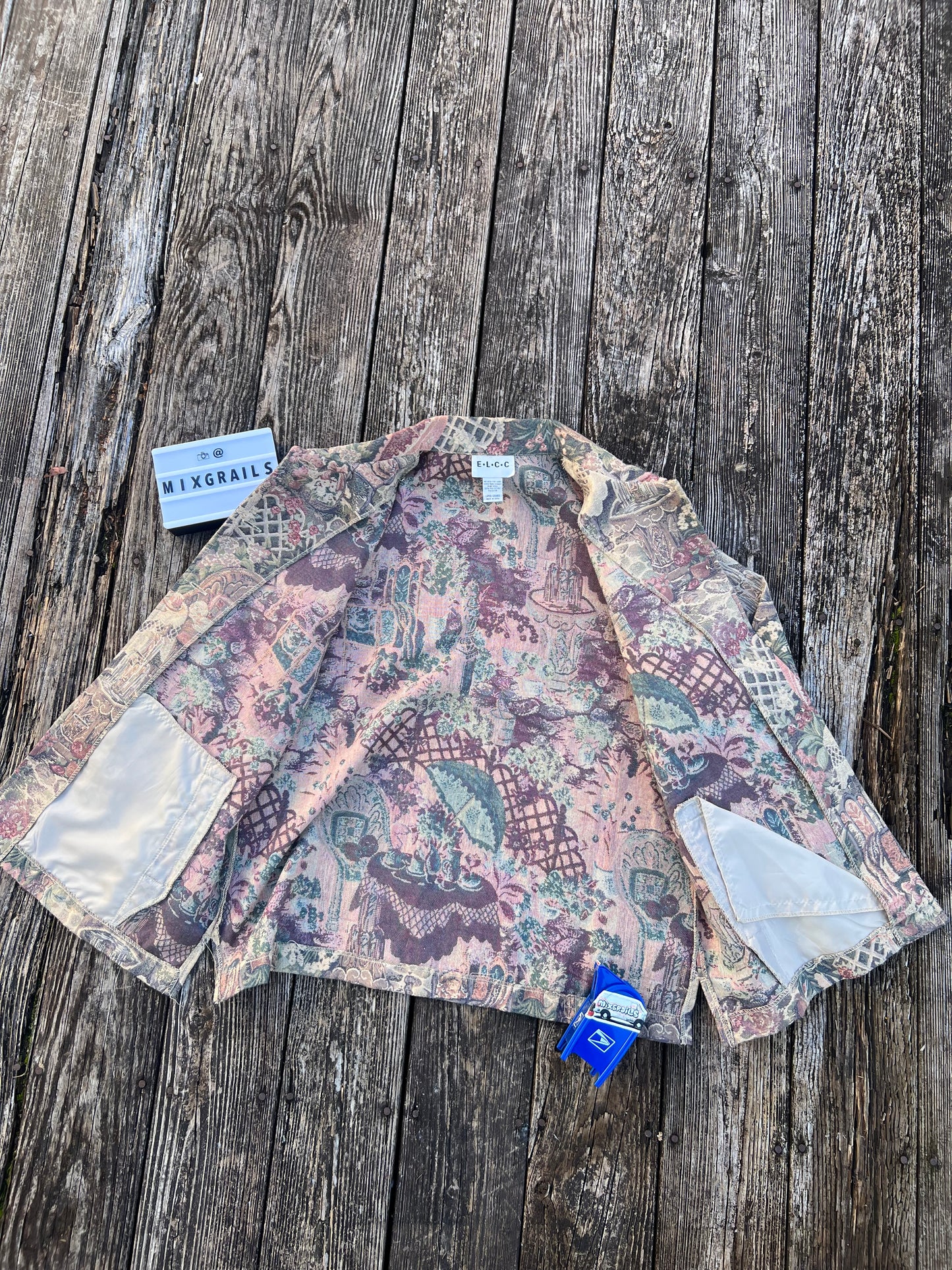 Vintage E-L-C-C Floral Full Print Button Up Shirt Large